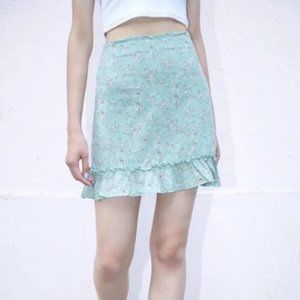 Brandy Melville Cara Ruffle Skirt in Green Floral